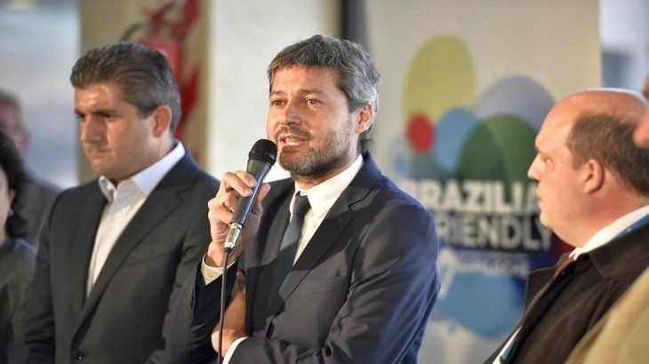 Daniel Ketchibachian, CEO de Aeropuertos Argentina 2000, el ministro de Turismo, Matías Lammens y el presidente de la línea aérea de bandera, Pablo Ceriani.