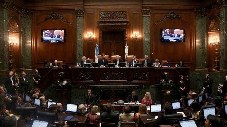 Horacio Rodríguez Larreta arribó a la Legislatura de la Ciudad de Buenos Aires a las 8.