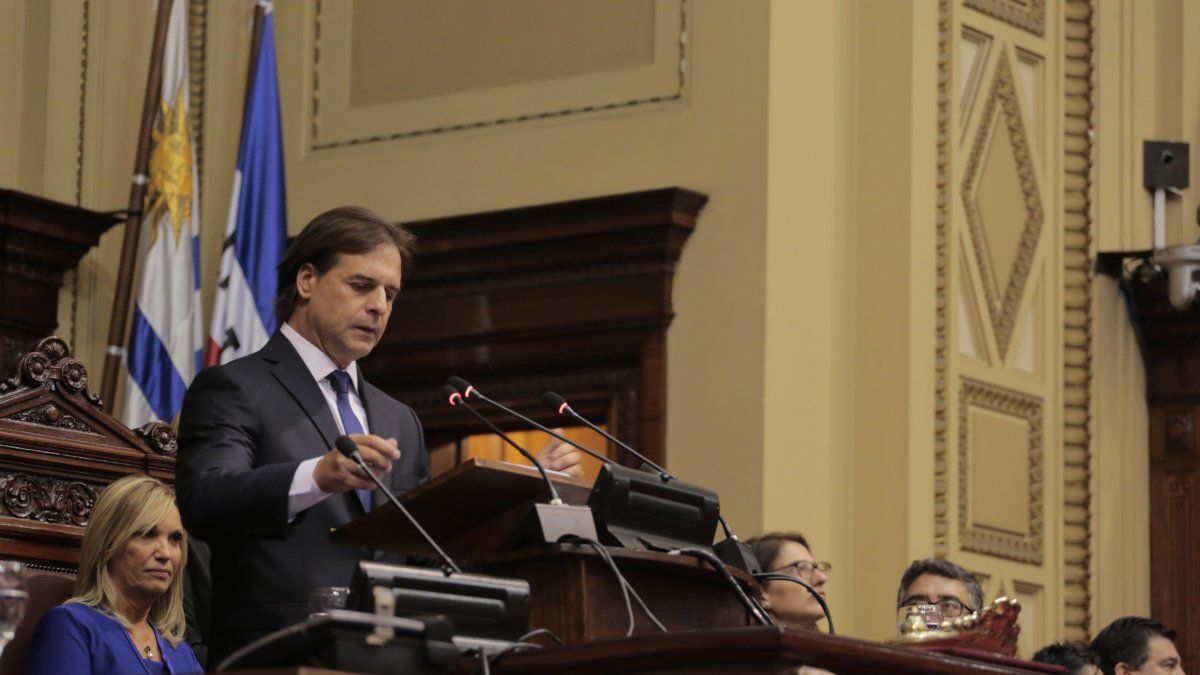Tranquilidad en Uruguay: Luis Lacalle Pou dio negativo en las pruebas de coronavirus