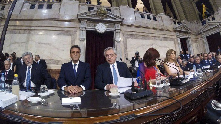 Alberto Fernández en el inicio de su discurso ante la Asamblea Legislativa.