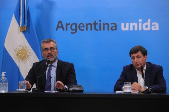 Otorgan bono de $3.000 para jubilaciones mínimas y para beneficiaros de AUH Otorgan bono de $3.000 para jubilaciones mínimas y para beneficiaros de AUH