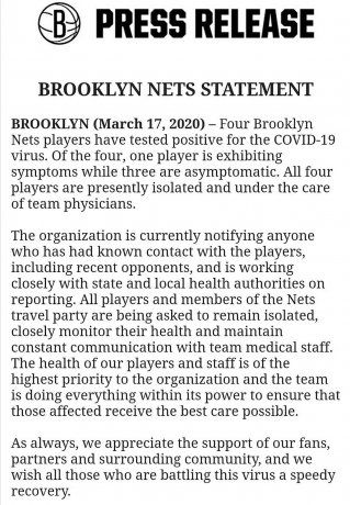 El comunicado en inglés de Brooklyn Nets confirmando los cuatro positivos por coronavirus.