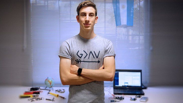 Jerómimo Batista Bucher alertó por las prácticas contaminantes del agua en la Argentina y reclamó una mayor preservación de este recurso fundamental para la vida.