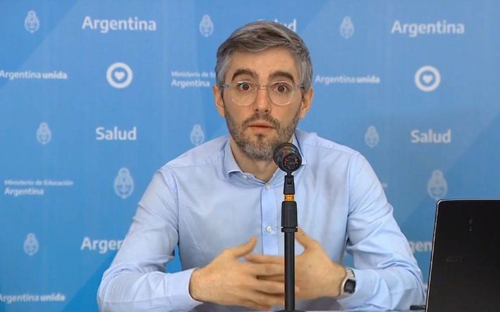 José Barletta recomendó lavarse las manos y desinfectar teléfonos, teclados y juguetes tras la sexualidad virtual. 