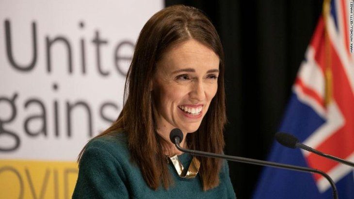 Jacinda Ardern, primera ministra de Nueva Zelanda, quien dio a conocer la información.