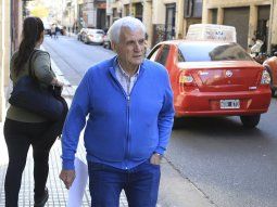 paritarias: uom pacta $6.000 fijos hasta fin de ano y resigna cuatro meses de aumento