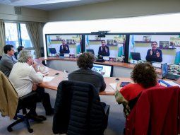 El presidente Alberto Fernández llevará adelante una videoconferencia con gobernadores de todo el país. El presidente Alberto Fernández llevará adelante una videoconferencia con gobernadores de todo el país.