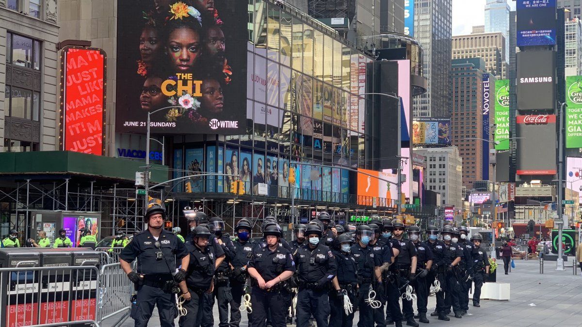 Manifestaciones en EEUU: anunciaron toque de queda en Nueva York