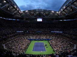 OMS pide que no haya público en los eventos deportivos.