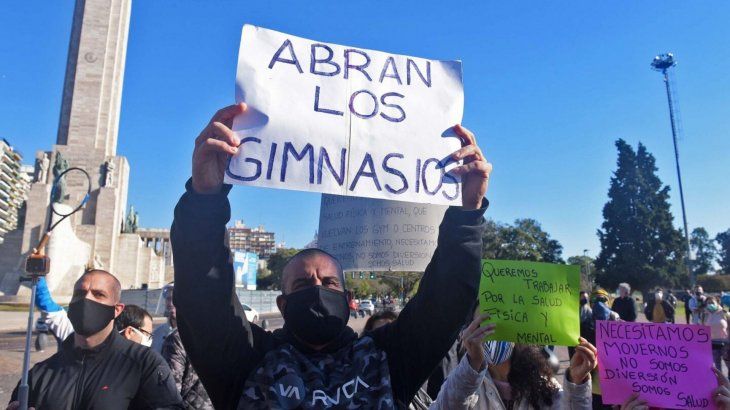 Los dueños de gimnasios llevan adelante ideas para seguir con la recaudación.