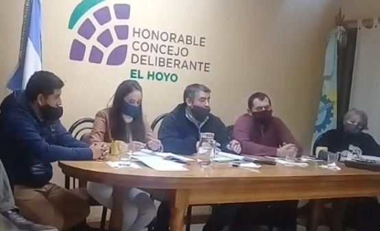 El HCD local realizó una sesión a escondidas para lograr la suspensión del intendente.