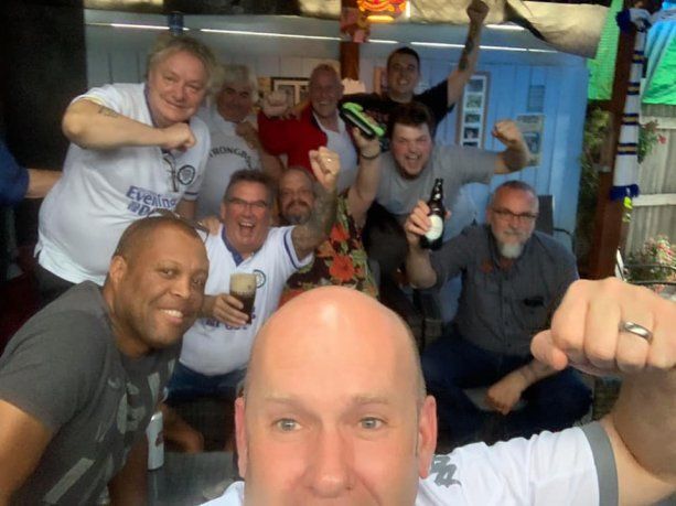 Los Cambridge Whites tuvieron que improvisar sus