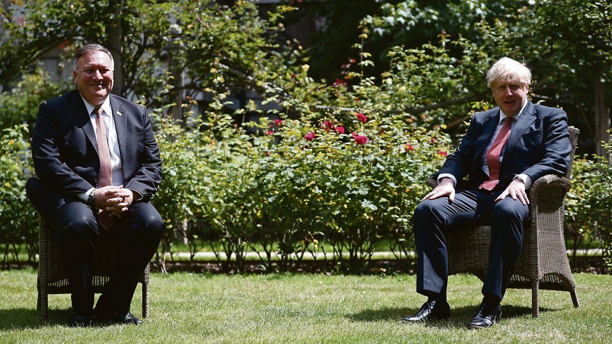 Reino Unido reconoce la injerencia rusa en sus procesos electorales