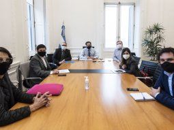 La primera reunión del gabinete de tierras tuvo lugar en Casa Rosada.