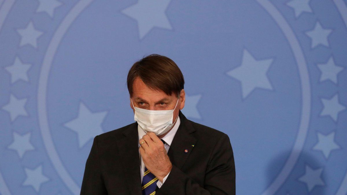 Ya son ocho los ministros de Bolsonaro que contrajeron coronavirus