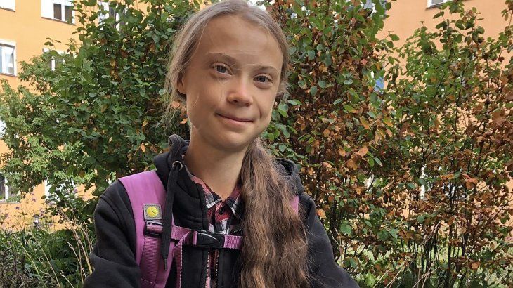 La joven sueca celebró el regreso a clases.