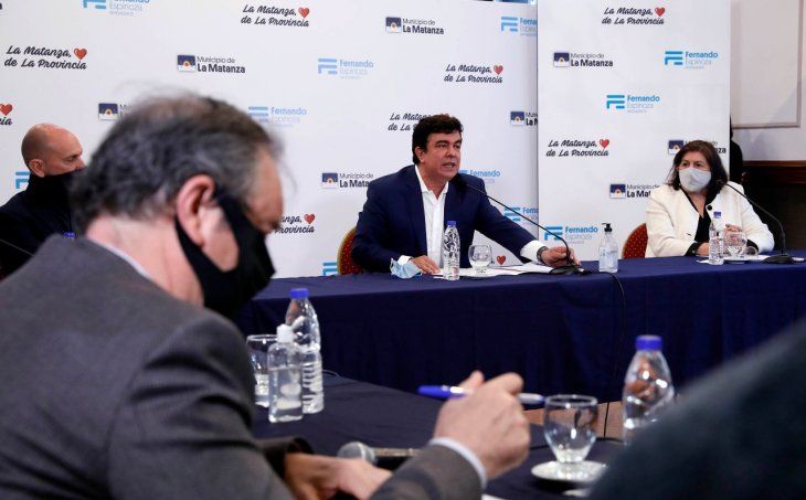 Fernando Espinoza convocó a especialistas para analizar las políticas a seguir para combatir la inseguridad.