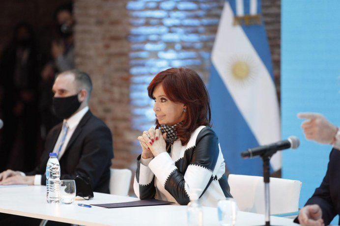 La vicepresidenta Cristina Fernández de Kirchner estuvo presente en el acto en el Museo del Bicentenario.