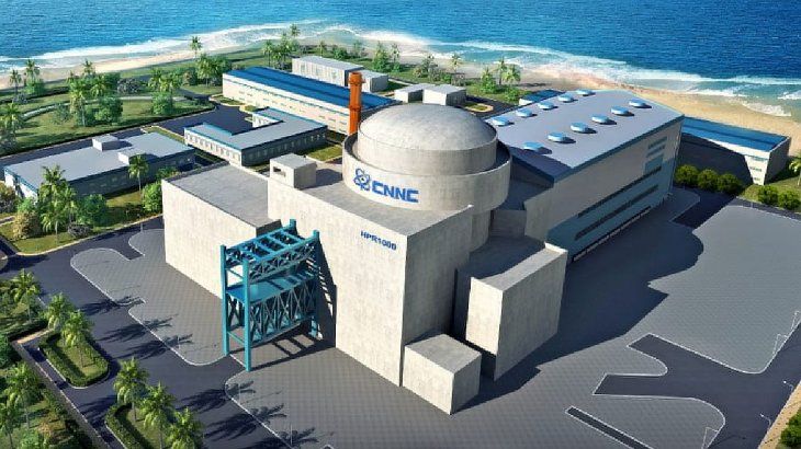 En materia nuclear, se analiza con la China National Nuclear Corporation la construcción de una nueva central nuclear en la localidad de Lima, partido de Zárate, que significaría sumar 1.200 megavatios, para abastecer de energía a 11 millones de argentinos. Los reactores Hualong ONE duran 60 años de generación continua de energía.