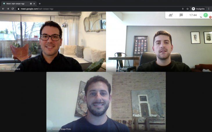 El equipo de Fichap, en uno de las tantas reuniones virtuales que llevaron a cabo durante la pandemia.