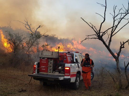 Desastre ambiental: son 13 las provincias afectadas por incendios forestales