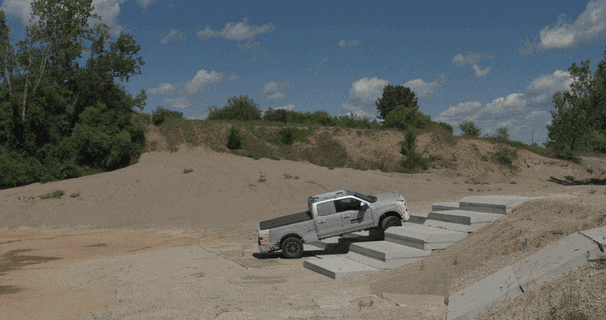 Para lograr semejante nivel de fatiga de materiales, el equipo de desarrollo elimina cualquier condición de rodaje que resulte sencilla. Para lograr semejante nivel de fatiga de materiales, el equipo de desarrollo elimina cualquier condición de rodaje que resulte sencilla.