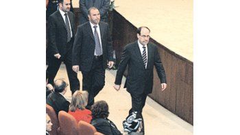 El dirigente chiita Nuri al Maliki seguirá siendo primer ministro de Irak, tras un trabajoso acuerdo logrado ocho meses después de los comicios generales. La presión ejercida por Estados Unidos resultó crucial.