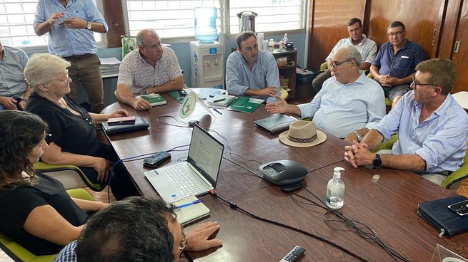 El futuro titular del MGAP, Alfredo Fratti, planteó la posibilidad de lograr ventajas arancelarias para las exportaciones de lácteos hacia China y Corea del Sur.