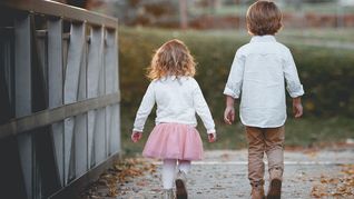 Moda: lanzan la temporada otoño/invierno 2023 para bebés y niños