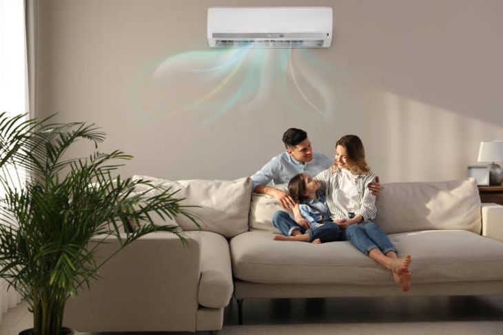 El aire acondicionado puede representar más de la mitad del consumo eléctrico de un hogar en verano, según estimaciones de la CFE y el FIDE. El aire acondicionado puede representar más de la mitad del consumo eléctrico de un hogar en verano, según estimaciones de la CFE y el FIDE.