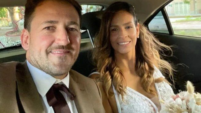 Silva y su actual pareja. Fue denunciada por ejercer violencia contra él.