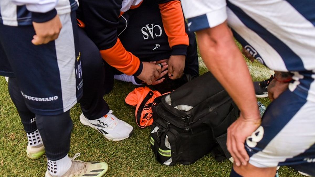 Unbelievable! The medical team of the Sarmiento de La Banda football club simulated an injury to suspend the match