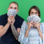 Organizar las finanzas en pareja ayuda a sostener proyectos en común sin que el dólar guardado pierda protagonismo. Organizar las finanzas en pareja ayuda a sostener proyectos en común sin que el dólar guardado pierda protagonismo.