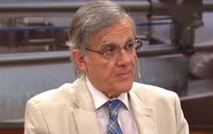 Eduardo L&oacute;pez, m&eacute;dico infect&oacute;logo que asesora al Gobierno, no espera que se vuelva a la Fase 1 de la cuarentena.&nbsp;