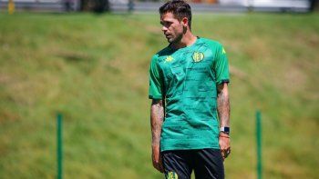 Fernando Gago dejó de ser el entrenador de Aldosivi.