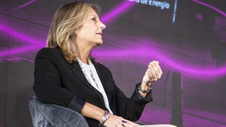 Respecto de los consumidores residenciales, María Tettamanti aseguró que la Secretaría trabaja para reducir los fuertes saltos estacionales que históricamente caracterizaron las facturas energéticas. Respecto de los consumidores residenciales, María Tettamanti aseguró que la Secretaría trabaja para reducir los fuertes saltos estacionales que históricamente caracterizaron las facturas energéticas.