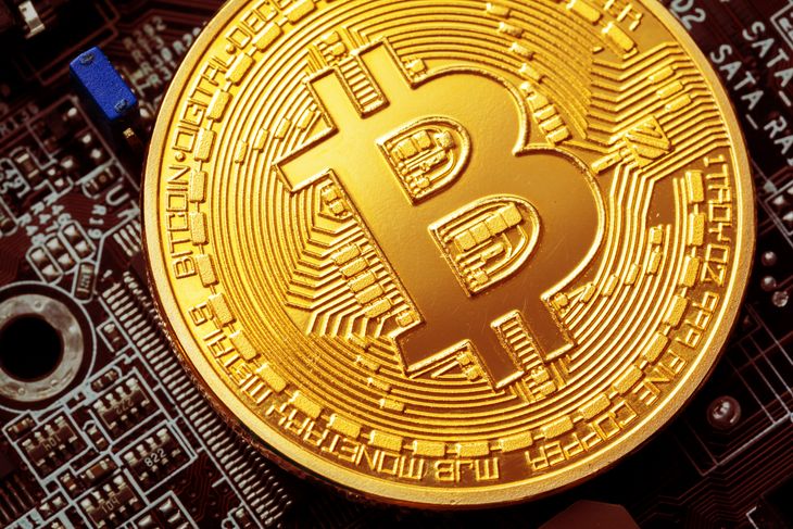 Bitcoin: predicen que su precio puede derrumbarse hasta los u$s10.000.