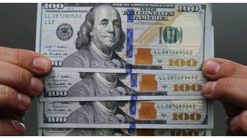 ámbito.com | Para economistas, pese a la baja del dólar el piso es de $16