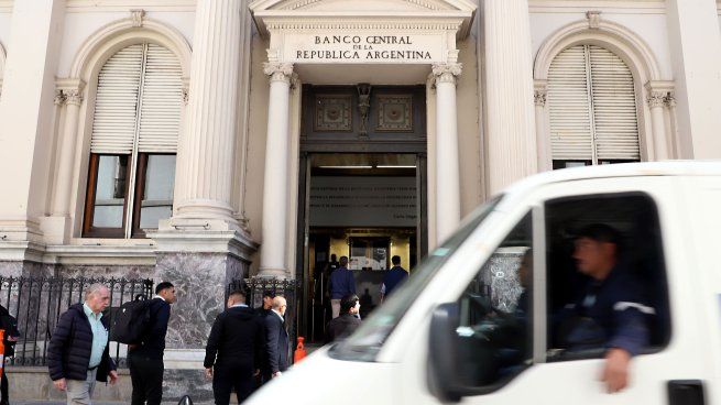 El BCRA enfrenta un vencimiento de u$s1.000 millones este lunes.