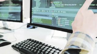 La segunda jornada de la Expo EFI estuvo marcada por el debate sobre la Inteligencia Artificial en Argentina. La segunda jornada de la Expo EFI estuvo marcada por el debate sobre la Inteligencia Artificial en Argentina.