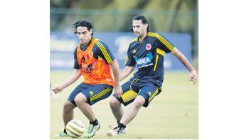 Radamel Falcao en el entrenamiento de Colombia, momentos antes de lesionarse. El delantero no estará ante Venezuela y Argentina.