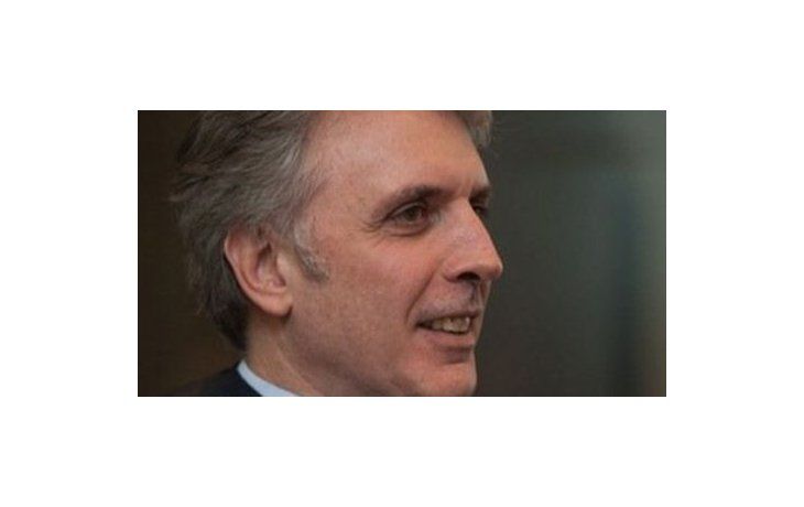 A través de la resolución 203-E/2017 publicada en el Boletín Oficial, el Ministerio de Finanzas hizo oficial la salida de Alejandro Henke del directorio del Banco Nación.