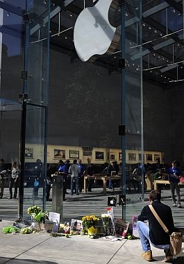 El mundo le rinde tributo al genio de Steve Jobs (foto 3)