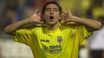 Juan Román Riquelme con la camiseta del Villarreal.