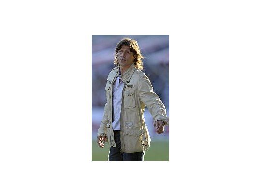 Almeyda aseguró que los hinchas de River no soportarán las cargadas por el descenso.