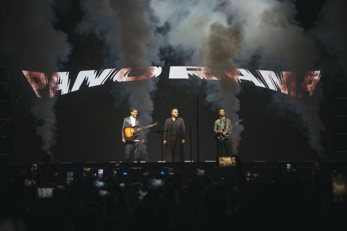 La banda mexicana adelantó un poco del lanzamiento de su nueva canción junto a la cantante argentina Yami Safdie.