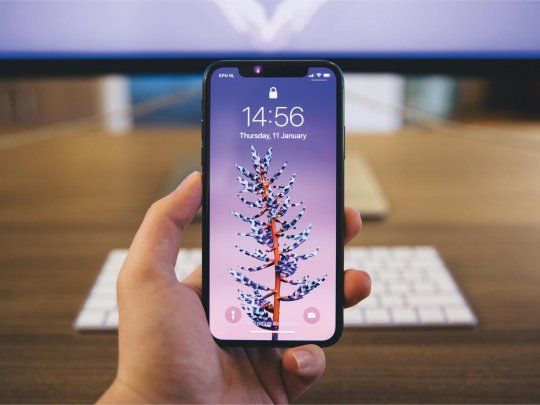 Entre los dispositivos se encuentran celulares, joysticks, cámaras y parlantes.