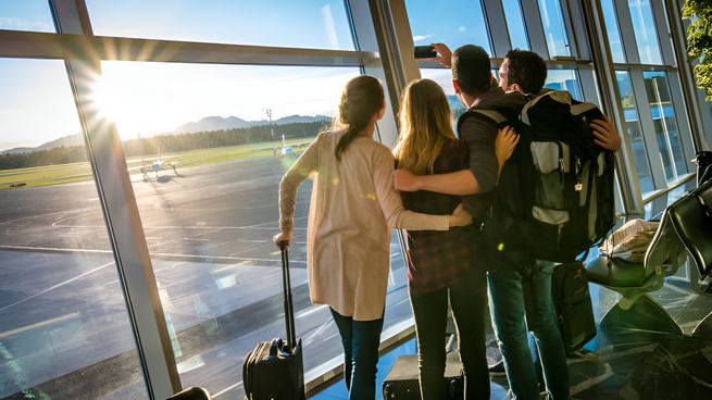 La empresa propone viajes accesibles para disfrutar con amigos.