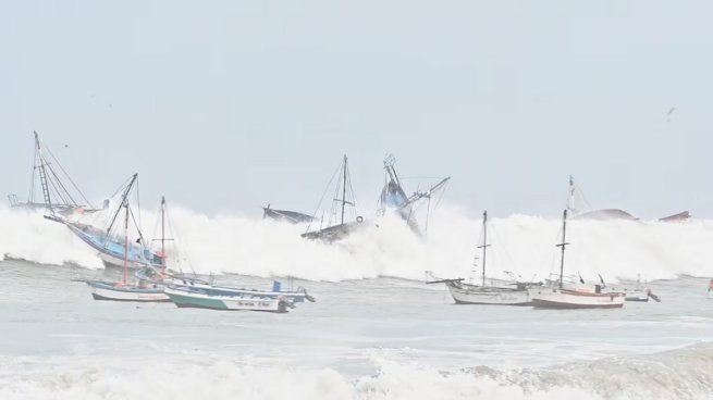 El maretazo provóco daños severos en Perú