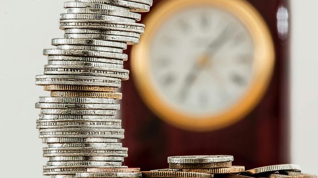 El desafío de bajar el déficit fiscal y crecer desvela al gobierno.